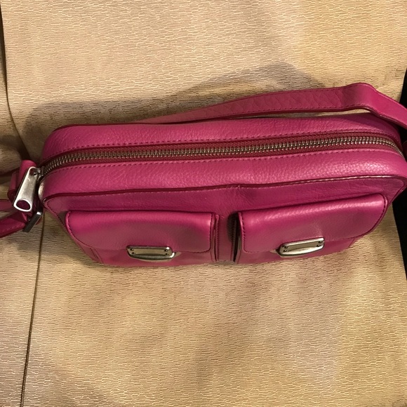 Fossil Bags Fossil Fuchsia Leather Crossbody Bag Poshmark